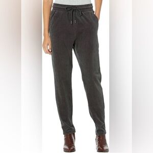 UGG - Women’s Averey Pants - NWT